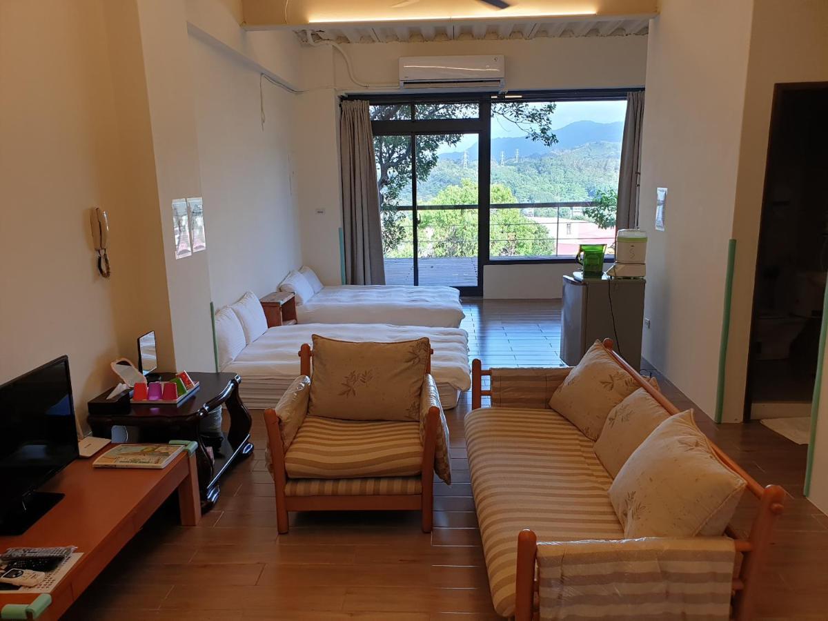 Sanyi Happiness B&B Bagian luar foto