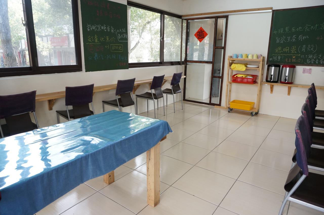 Sanyi Happiness B&B Bagian luar foto